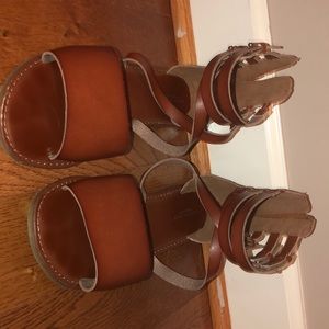 Brown American Eagle sandals